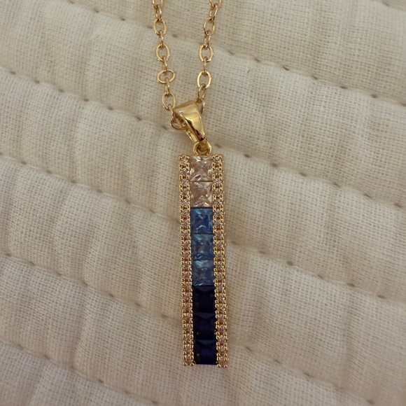 Vince Camuto Gold Blue Ombre Cubic Zirconia Pendant Necklace - Picture 2 of 4